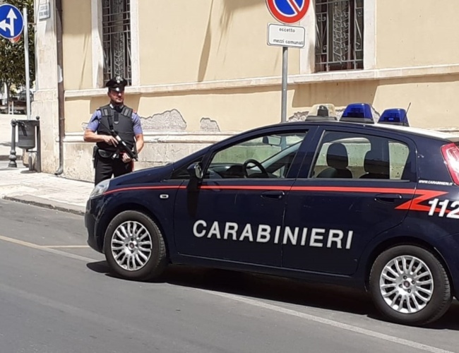 Falso funzionario della Procura raggira un anziano solarinese