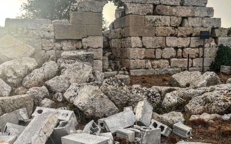 Siracusa, Mangiafico: “Le mura dionigiane prese d’assalto dai rifiuti: allarme degrado prima del G7”