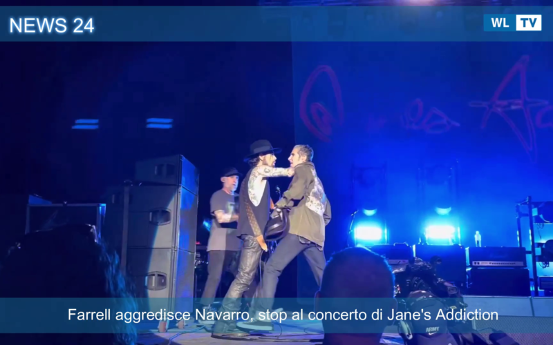 Farrell aggredisce Navarro, stop al concerto di Jane’s Addiction – Video