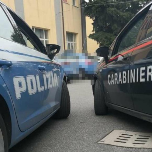 Lancia la droga dalla finestra, arrestato spacciatore a Librino