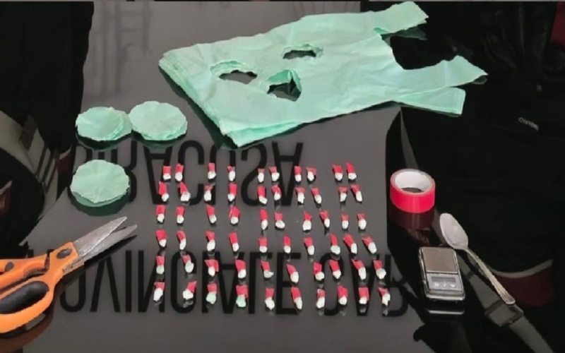 Siracusa, teneva sotto il cuscino 60 dosi  di cocaina: arrestato 19enne