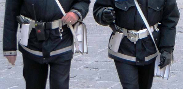Siracusa, ’ispettrice della Polizia municipale aggredita – Solidarietà dei consiglieri comunali di maggioranza