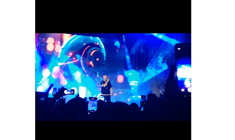 Avola –  Standing ovation  per gli Eiffel 65