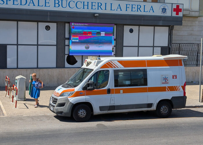 Mistero sulla morte della piccola Maria , aveva benzina sui vestiti