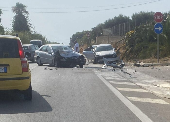 Licata  – incidente al bivio della Playa , 2 feriti