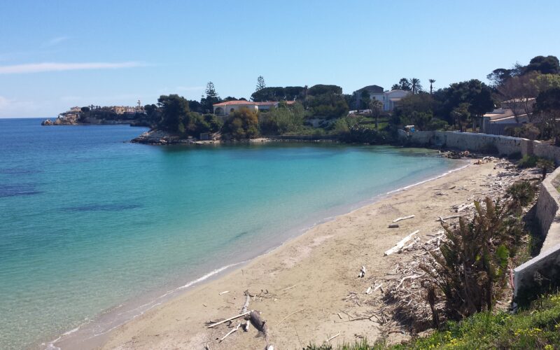 Siracusa –  Manifestazione  “Battigia e spiagge libere da catene”