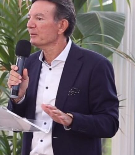 Il Consigliere Comunale Paolo Romano insultato e aggredito con bastoni dopo la seduta