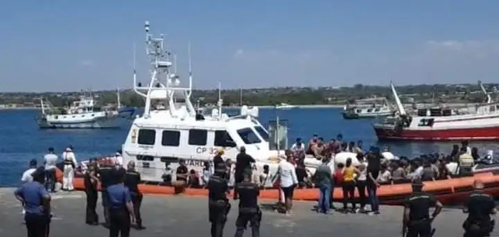 Giro di vite contro i trafficanti di uomini, fermati 2 scafisti