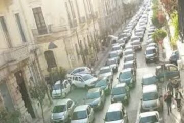 Il traffico urbano blocca lo sviluppo della Sicilia