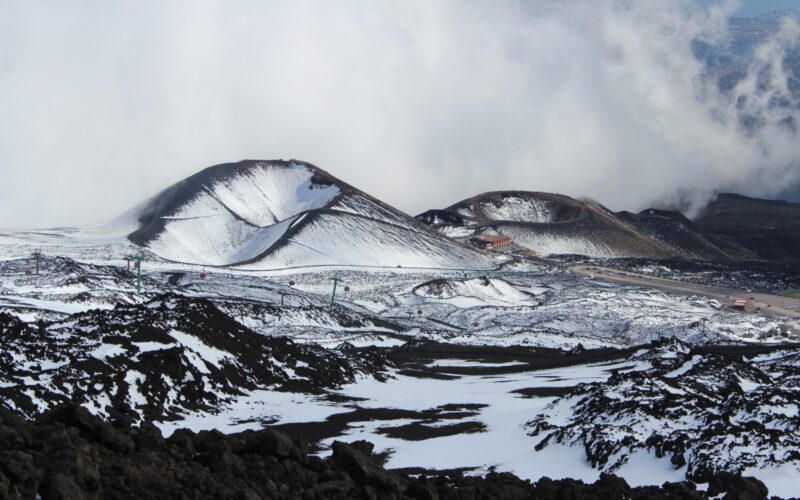 Crateri silvestri a pagamento: esposto di Natura Sicula