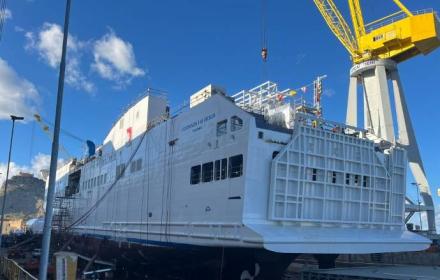 Isole minori, pronto il traghetto “Costanza I di Sicilia”