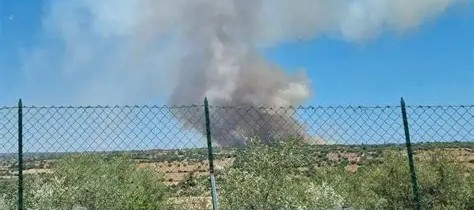 Sorpresi a bruciare rifiuti: denunciati sei siracusani