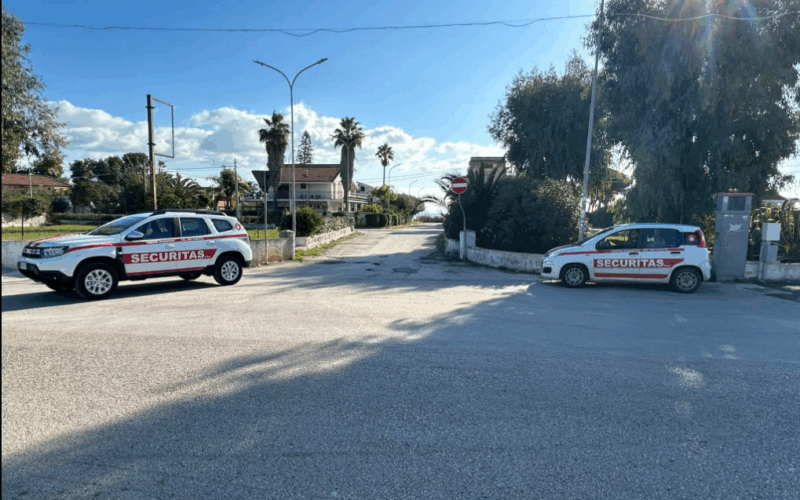 Arenella, agenti della Securitas sventano un furto in villa