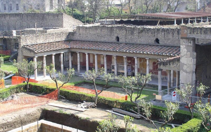 Torre Annunziata: scoperto l’ipogeo delle epidemie del ‘700 sotto la Basilica della Neve