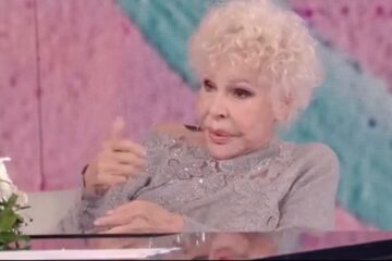 Si è spenta nell’incantevole giovinezza d’altri tempi.