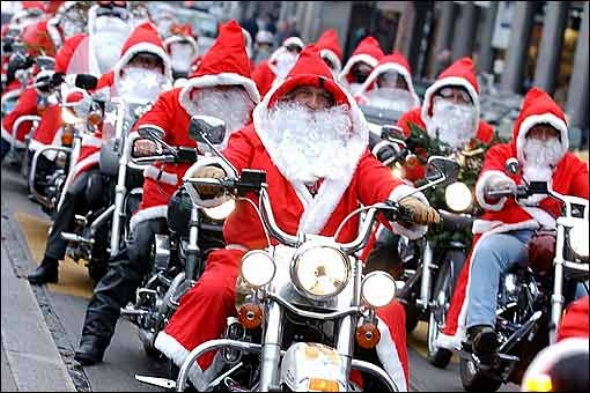 Domani a Siracusa Babbo Natale va in moto