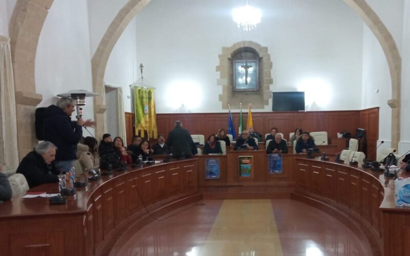 Circolo del P.D. di Francofonte: “Perchè sciogliere il consiglio comunale?”