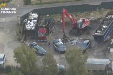 Caltanissetta – Traffico illecito di rifiuti, 20 misure cautelari (Video)