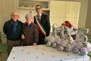 Ferla celebra i 105 anni di nonna Lucietta