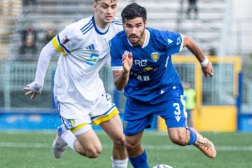 Calcio, il Siracusa sconfitto di rigore dall’Audace Cerignola