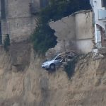 Sicilia – La frana di Niscemi avanza, precipita anche l’auto simbolo