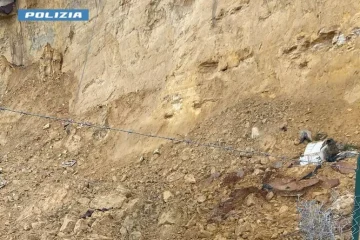 Un drone dei Nocs ha recuperato la croce di Niscemi
