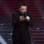 Sanremo, Tiziano Ferro travolge l’Ariston
