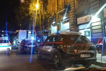 Palermo – Molesta ragazzina sull’autobus, passeggeri la difendono e scoppia lite