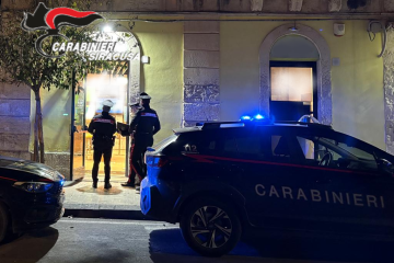 Siracusa, carabinieri sanzionano i titolari di due bar
