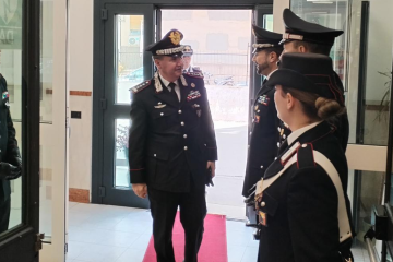 Il generale Domizi in visita al comando provinciale dei carabinieri