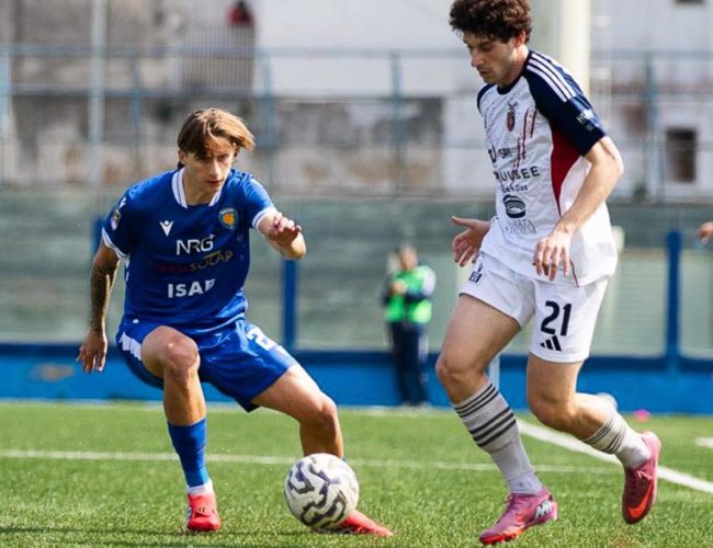 Quattro gol alla Casertana per un Siracusa scatenato