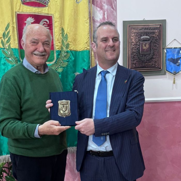 Politica, il sindaco Gianni incontra il parlamentare Battilocchio (FI)