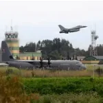 Caccia Usa sorvolano la base di Sigonella