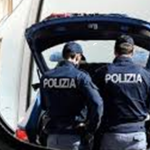 Truffa dello specchietto: denunciato un 25enne