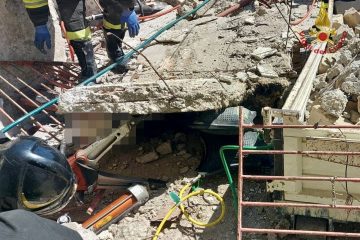 San Felice a  Cancello, crollato solaio in ristrutturazione: soccorso uomo bloccato tra le macerie