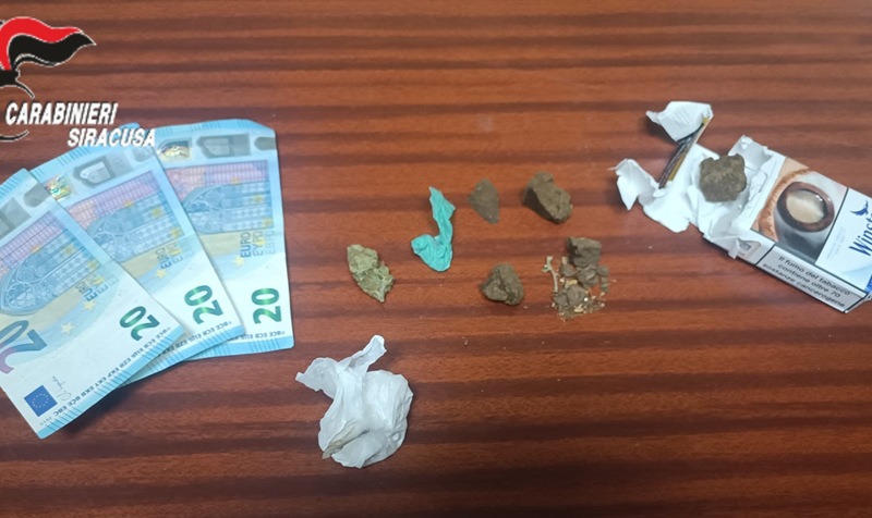 Buccheri: 20enne denunciato per spaccio