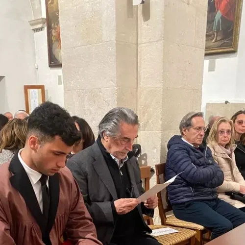 Muti dopo la messa di Pasqua:”Se siamo tutti uniti, la resurrezione forse è possibile”