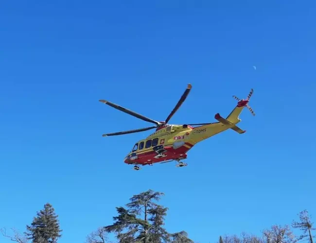 Bimbo muore in schianto sull’autostrada