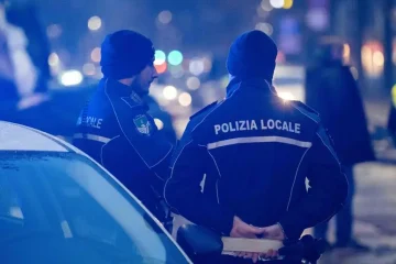 Morto un 16enne mentre attraversava le strisce pedonali a Roma