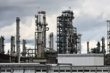 Petrolio supera i 113 dollari, pesa l’ultimatum del presidente Usa