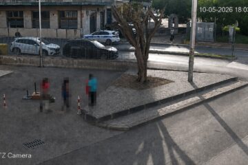 Furto di auto e bici elettrica, denunciato 29enne: decisive le telecamere