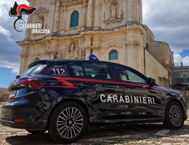 Sortino, ferisce un operaio a colpi di accetta: arrestato