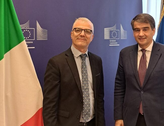 Scerra (M5S): “L’Ue sostenga la riconversione del polo industriale”