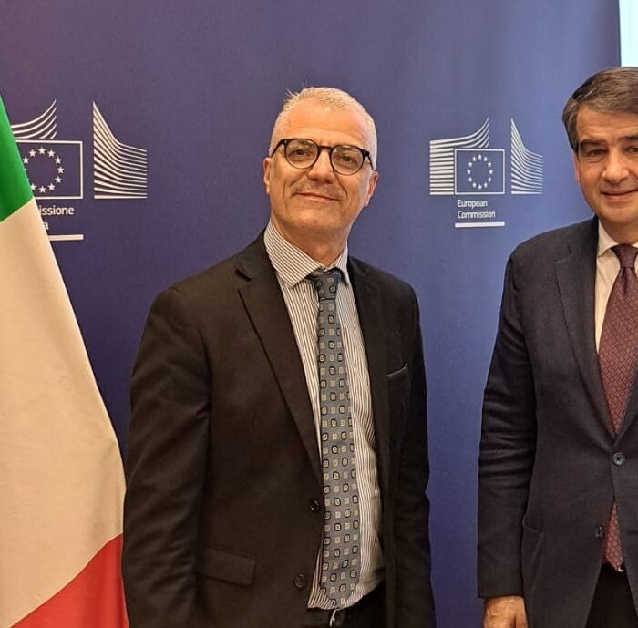 Scerra (M5S): “L’Ue sostenga la riconversione del polo industriale”