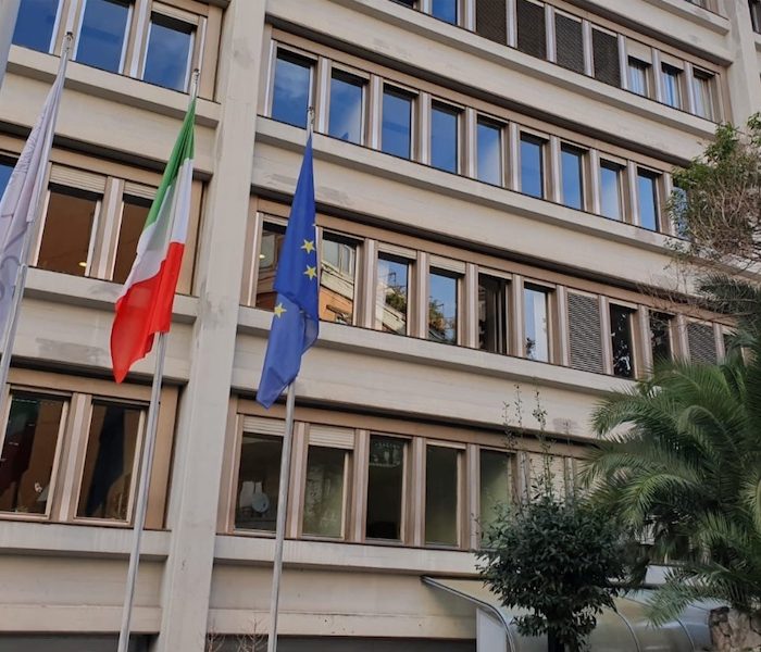 L’Opinione – L’editoria: gli enti pubblici rispettino le norme di legge
