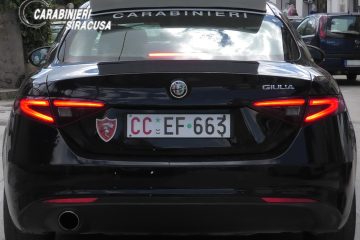 Testa dell’Acqua, fermato con coltello a serramanico: denunciato 37enne