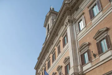 Carburanti, via libera definitivo: la Camera converte in legge il decreto