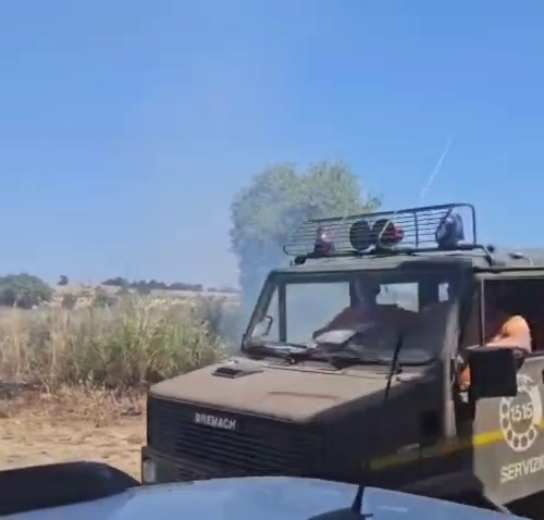 PACHINO – Incendio in zona E Cugna: bruciati circa 4 ettari