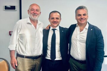 Cateno De Luca a Siracusa per l’assemblea provinciale