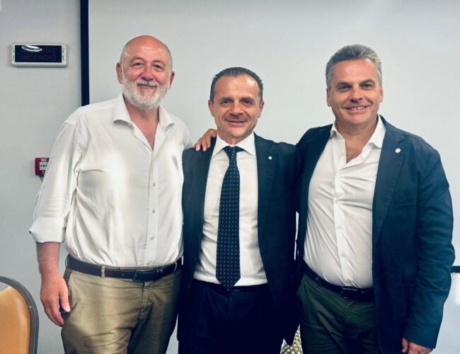 Cateno De Luca a Siracusa per l’assemblea provinciale